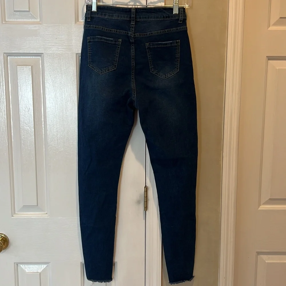 High Waisted Dark Wash Distressed Jeans in Size M. - Picture 2 of 6